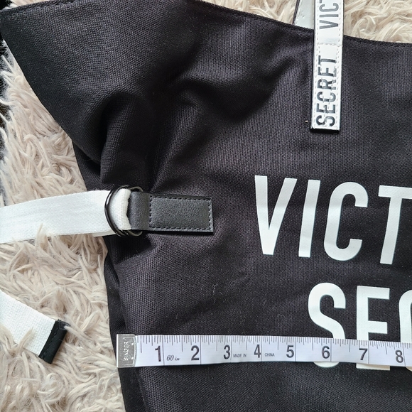 Victoria Secret Black and White Duffle Tote Bag - Picture 5 of 9